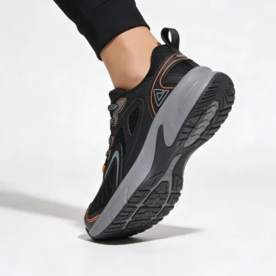 sports shoes_black/paloma gray/orange - E49137E-204R